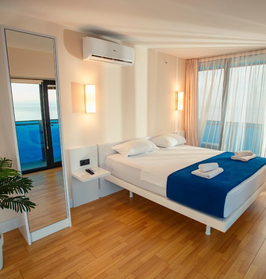 Panorama Orbi City Center Suite Batumi Eksteriør bilde